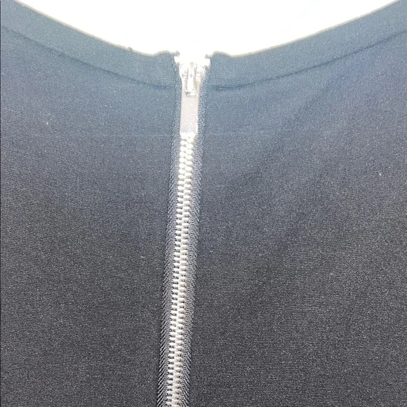 Elegant Black Cap Sleeve Dress - Picture 11 of 15